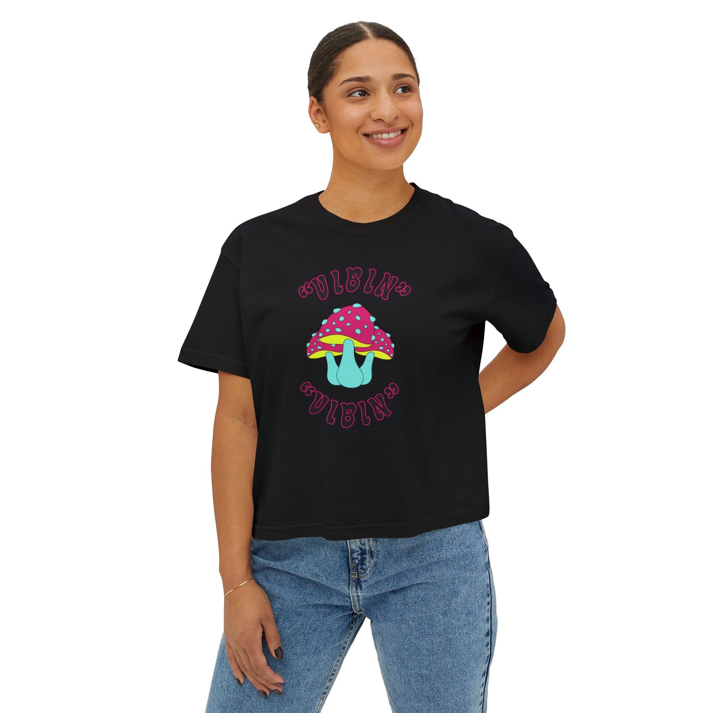 "Vibin" Women's Boxy Tee