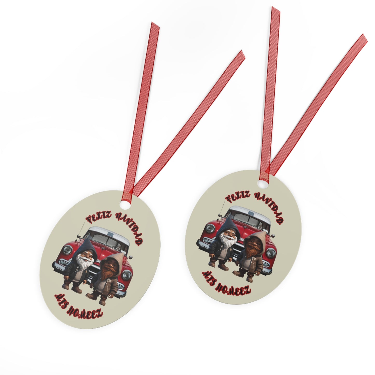 "Feliz Navidad Mis Homeez"  Beige Oval Metal Ornament