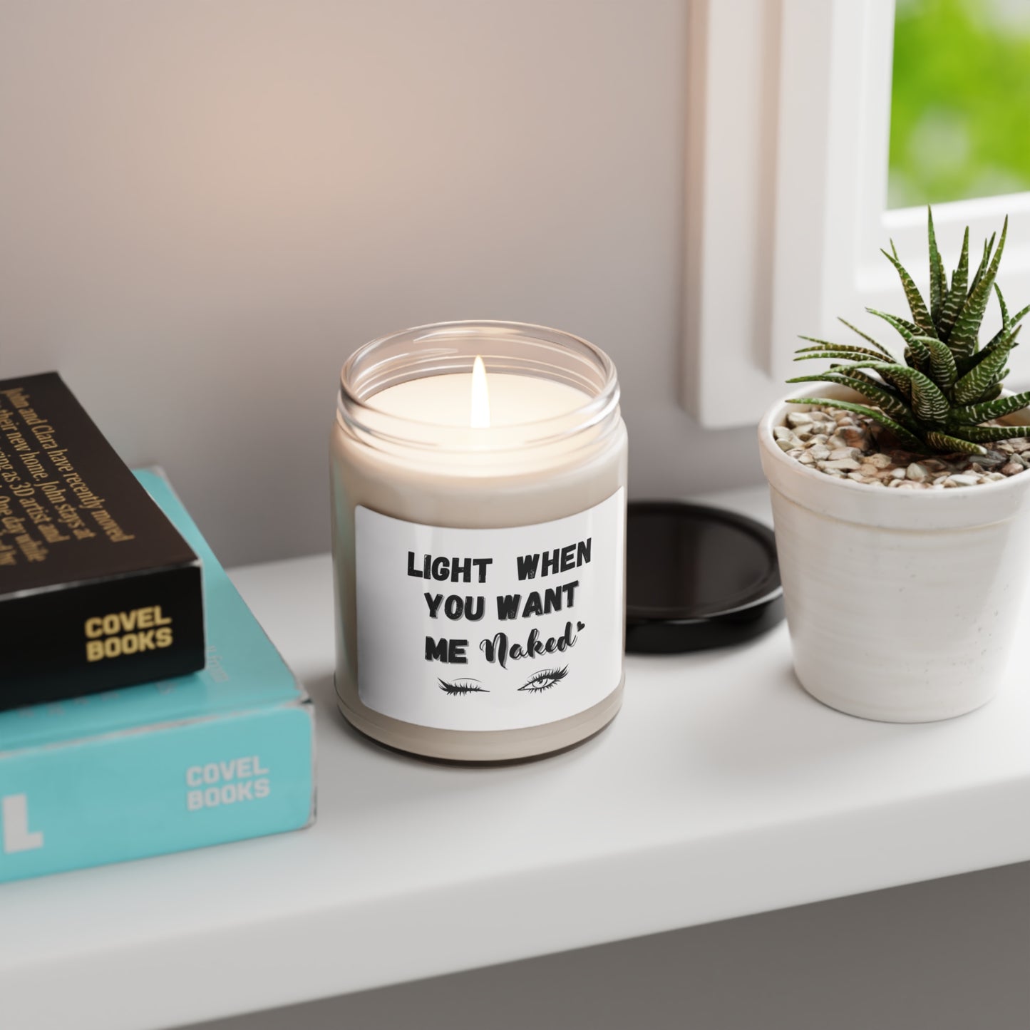 "Light When You Want Me Naked"  White Label With "Wink"-Design, 9 oz Scented Soy Candle
