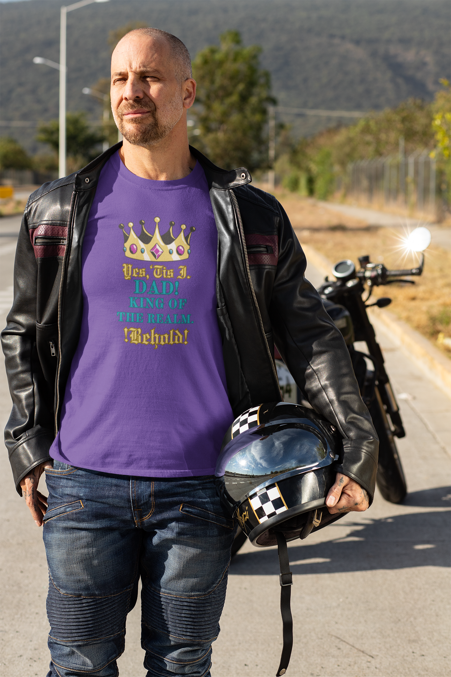 "DAD, King Of The Realm!", T-shirt.  The Perfect Gift For That Special Dad!